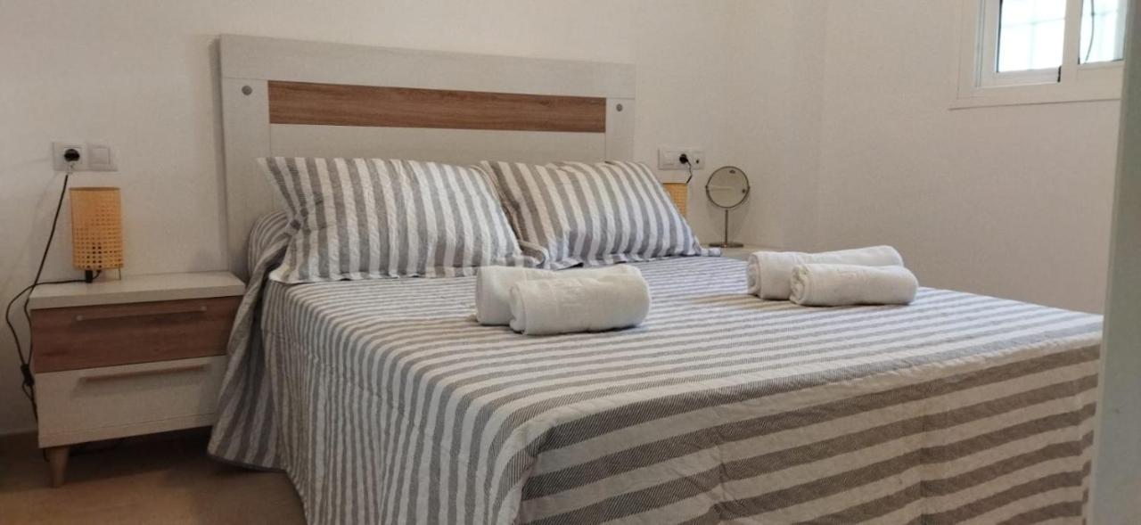 Apartamentos Costa De La Luz Playa Rota Exterior foto